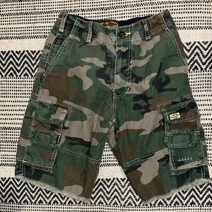 Boys 10 - camouflage shorts. Worn once. 💯 cotton